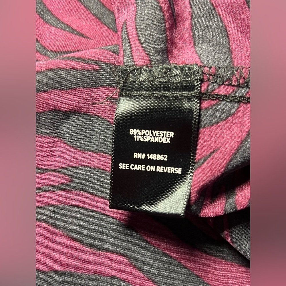 Torrid Women's Zebra Print Peplum Blouse,Purple & Black,Size 6X,NWT - Picture 9 of 9